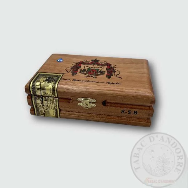Arturo Fuente Gran Reserva – Flor Fina 8-5-8 C/10 — cigare à l'unité ou en boîte