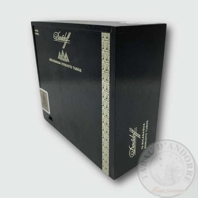 Davidoff Nicaragua – Robusto (Tubos) C/12 — cigare à l'unité ou en boîte