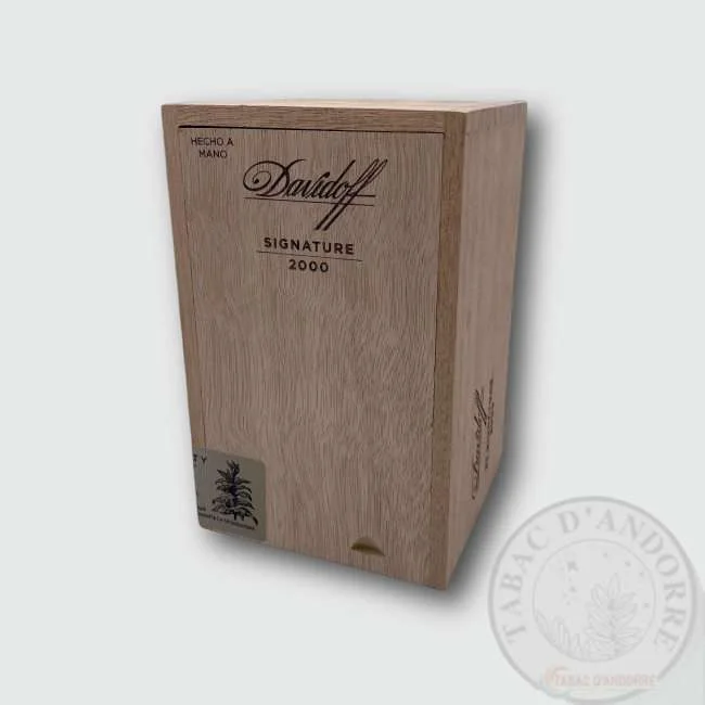 Davidoff Signature – 2000 C/25 — cigare à l'unité ou en boîte
