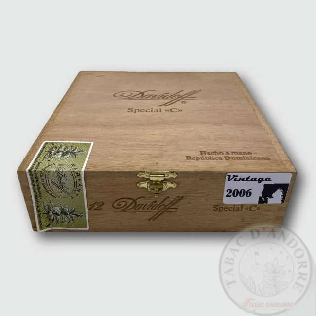 Davidoff – ‘Special C’ C/12 VINTAGE 2006 — cigare à l'unité ou en boîte