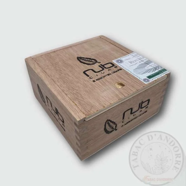 Nub Sampler – 8 Assorted Cigars C/8 — cigare à l'unité ou en boîte