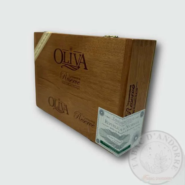 Oliva Connecticut Reserve – Robusto C/20 — cigare à l'unité ou en boîte