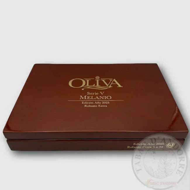 Oliva Serie V Melanio – Edición Año 2025 Robusto Extra C/10 — cigare à l'unité ou en boîte