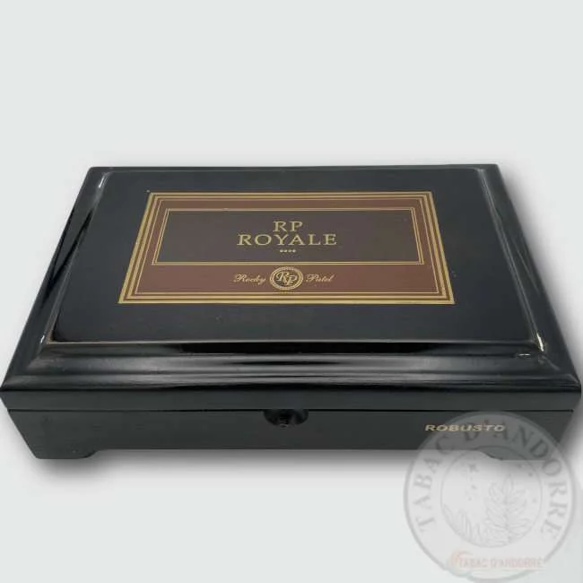Rocky Patel – Royale Robusto C/20 — cigare à l'unité ou en boîte